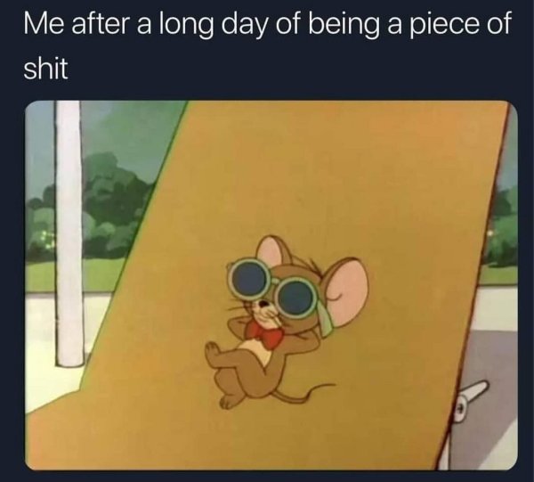 Мышонок Джерри с книгой