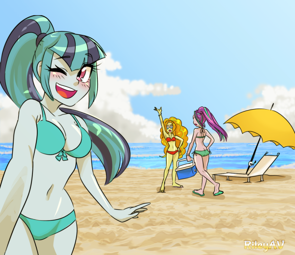 Соната Даск в бикини