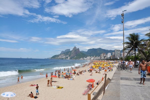 Пляж Ипанема в Рио-де-Жанейро