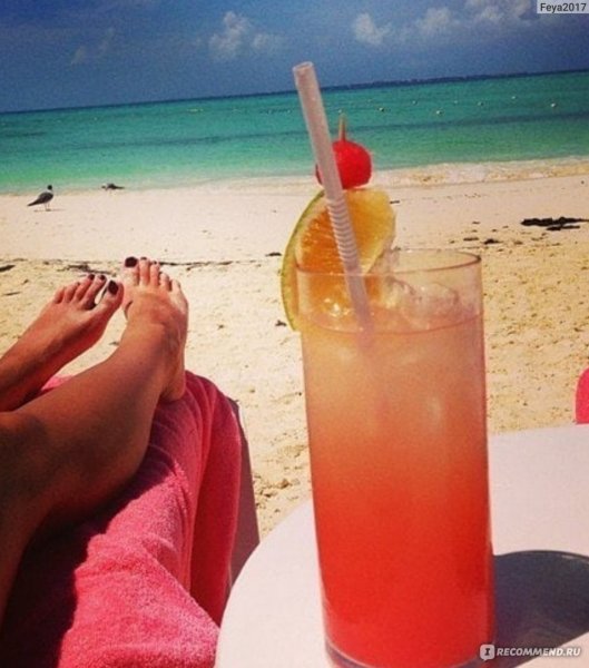 Коктейль на пляже