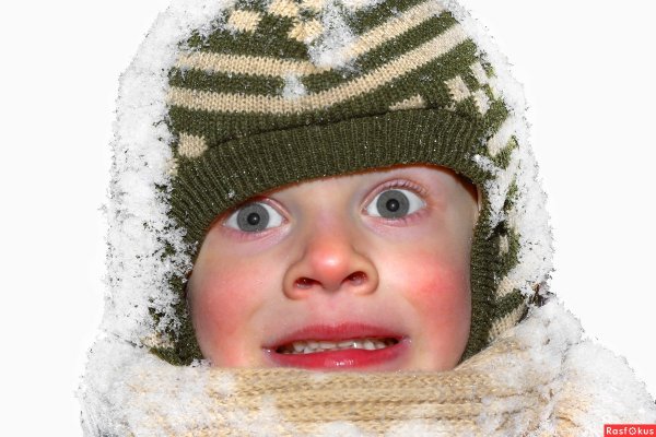 Мальчик в снегу