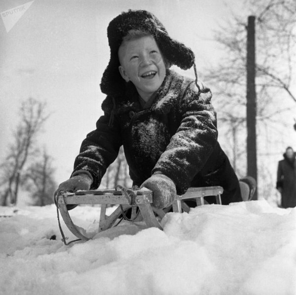 Советские дети зимой