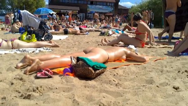 Нудиские пляжи в Москве