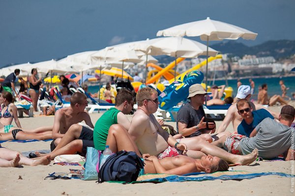 Испанские нудиские пляжи