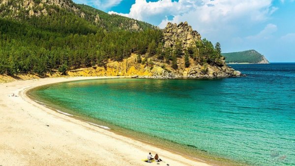 Озеро Байкал бухта Песчаная