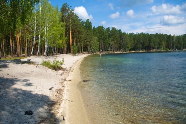 Тургояк озеро золотой пляж