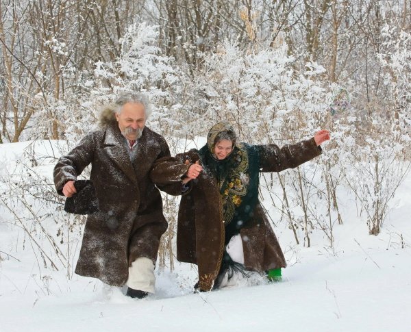 Пенсионеры зимой