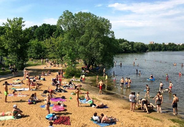Белое озеро Косино пляж