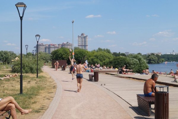 Залив Строгино пляж