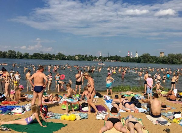 Белое озеро Косино пляж