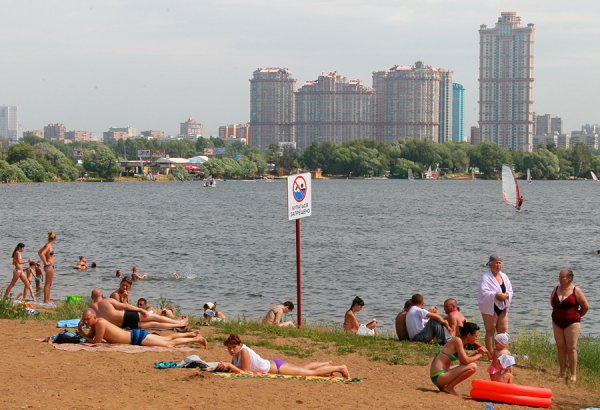Строгино озеро пляж