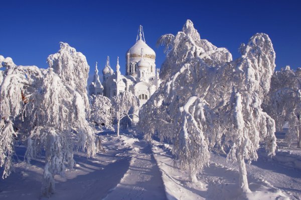 Белогорский монастырь Пермский край зима