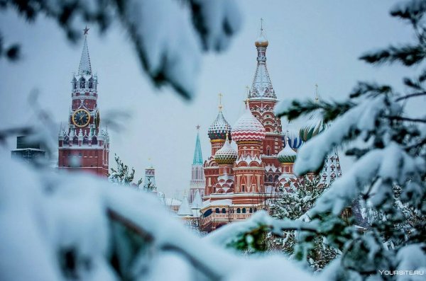 Россия зимняя красная площадь