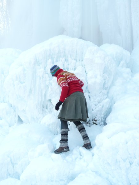 Заснеженный человек