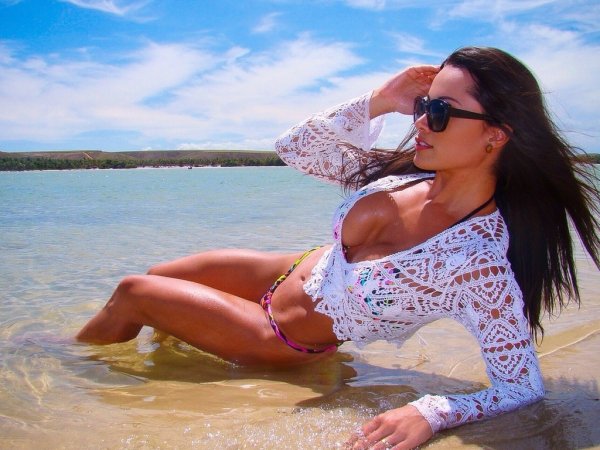 Фитнес-модель Fernanda Davila