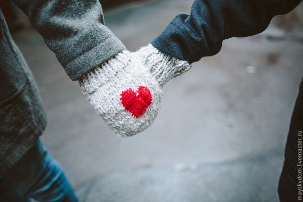 Сердце в варежках