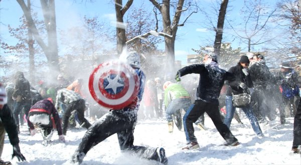 Снежный бой