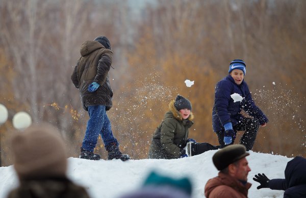 Война в снежки