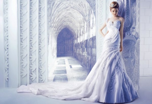 Свадебное платье в стиле снежной королевы