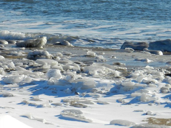 Снежный пляж