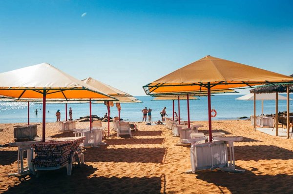 Феодосия жемчужный пляж