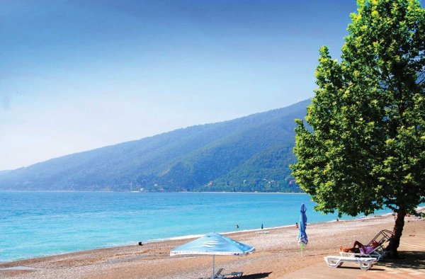 Абхазия Гагры море пляж