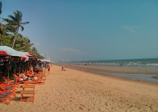 Пляж Пратамнак Паттайя