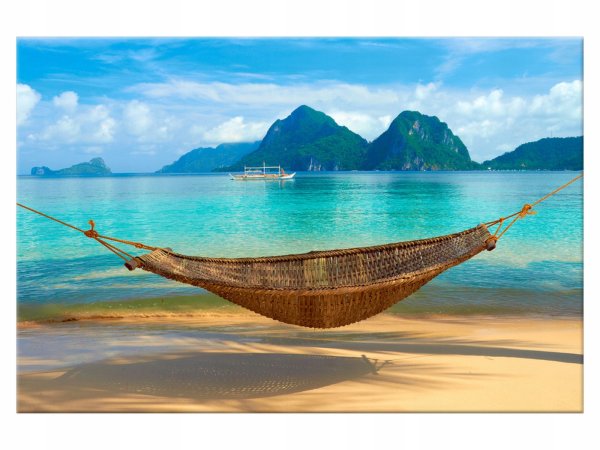 Гамак на берегу моря