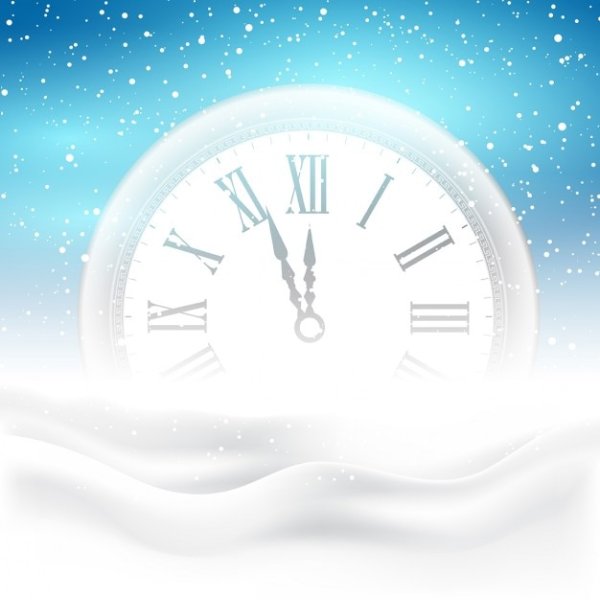 Новогодние часы в снегу