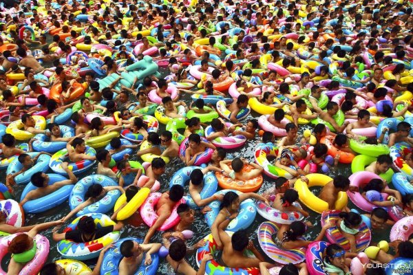 Китайский переполненный пляж