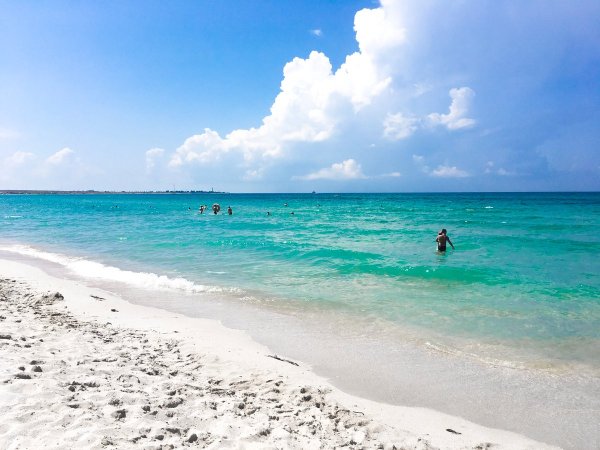 Оленевка пляж Майами