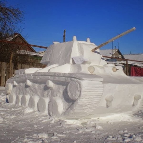 Танк т-34 из снега