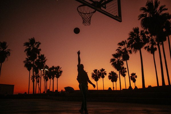 Санта Моника Лос Анджелес баскетбол