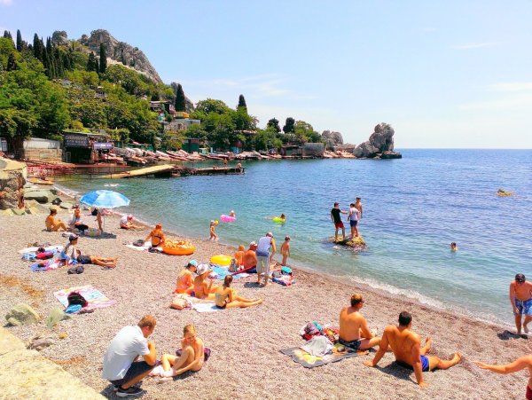 Крымский берег Гурзуф