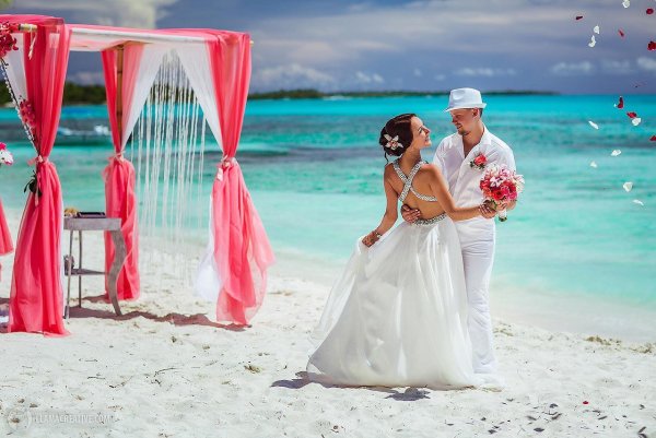 Свадебная фотосессия на пляже