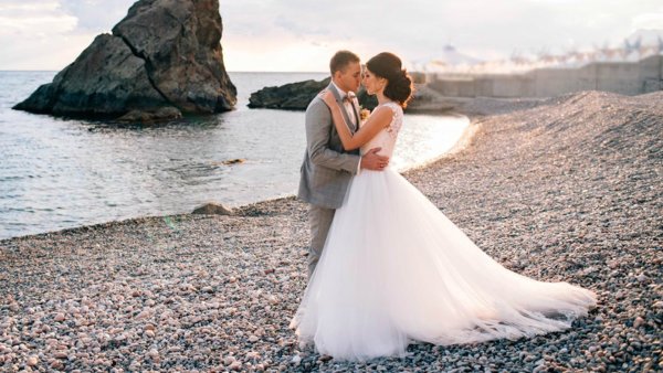 Свадьба на берегу моря