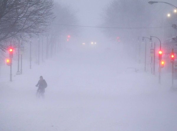 Сильная метель Снежная буря