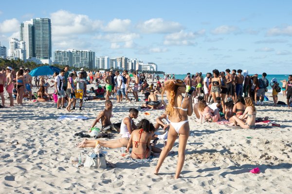 Американские пляжи с людьми