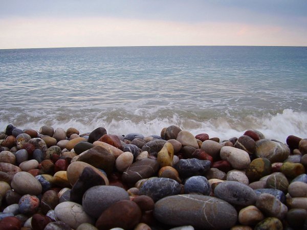 Азовское море галечный пляж