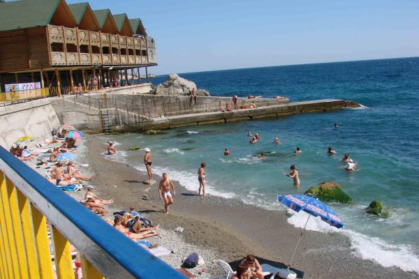 Воронцовские купальни в Алупке