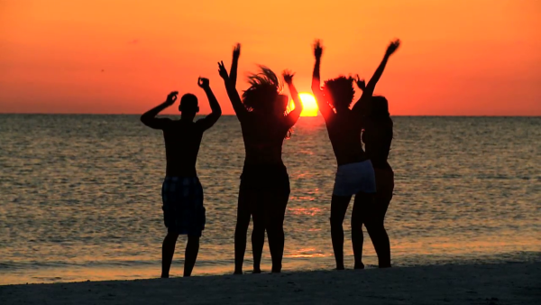 Вечеринка на закате