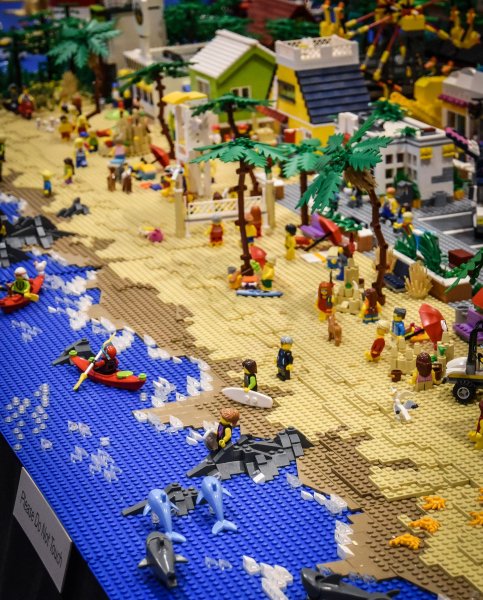 LEGO самоделки море
