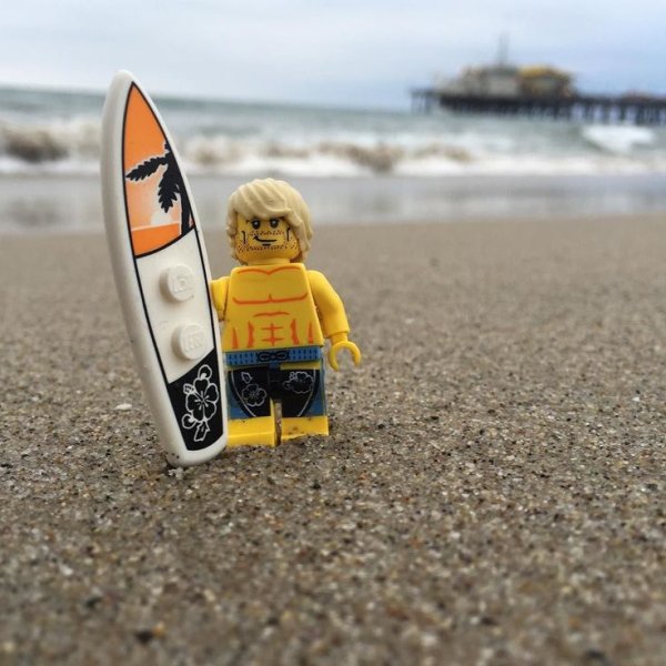 Лего минифигурки серфер