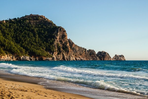 Средиземное море пляж Клеопатра