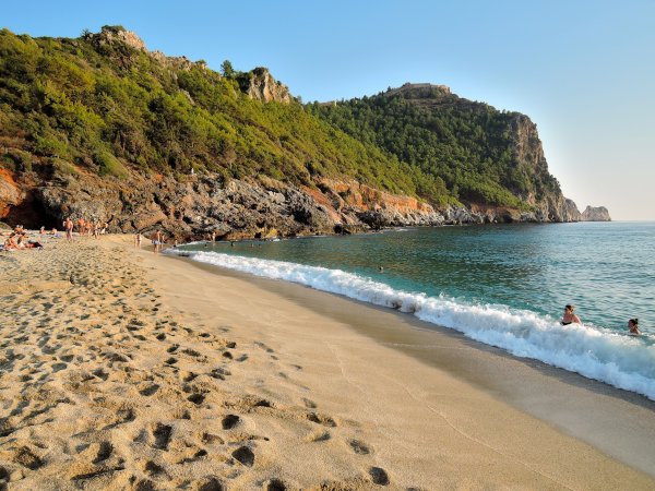 Алания Дамлаташ пляж Клеопатры