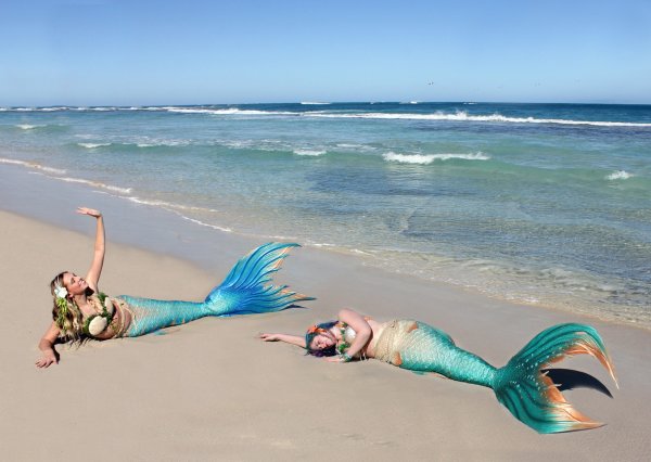 Две русалки