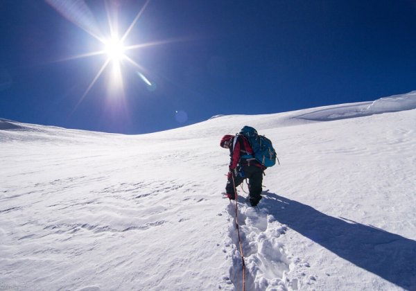 Туризм в снежную гору