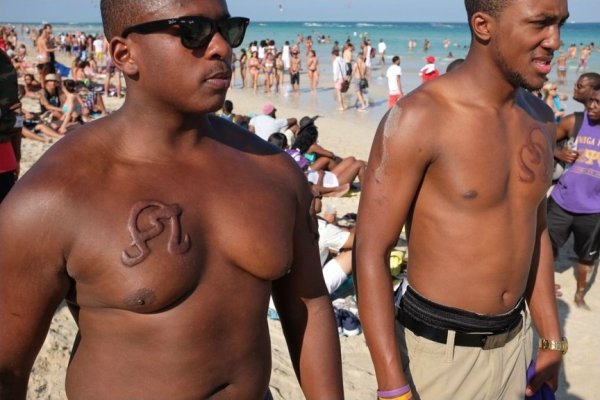 Негры в Майами