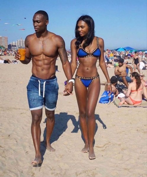 Негритянка и белый мужчина