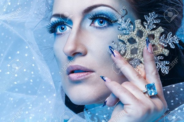 Снежная Королева снежинки